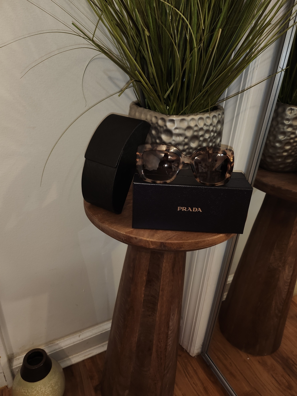 Prada Tortoiseshell Oversized Sunglasses - Brown Tortoise